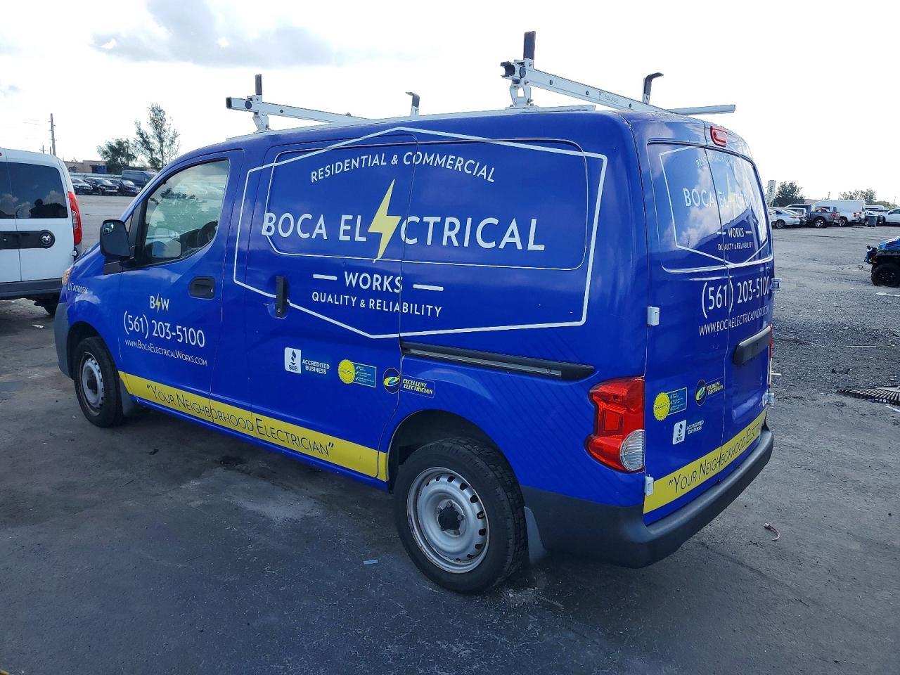 2015 Nissan Nv200 Utility / Service Van - Фото 2