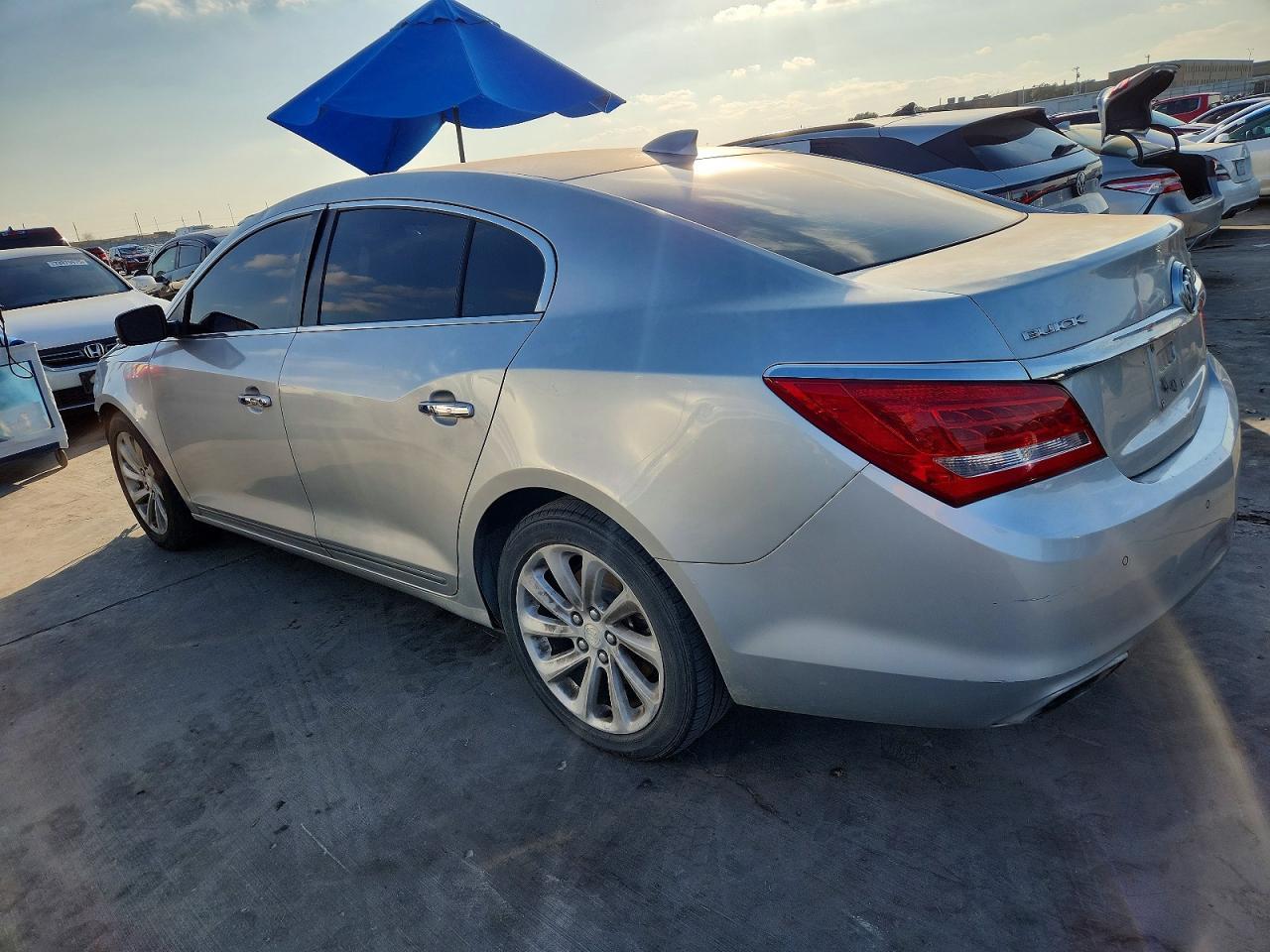 2016 Buick Lacrosse - Image 2