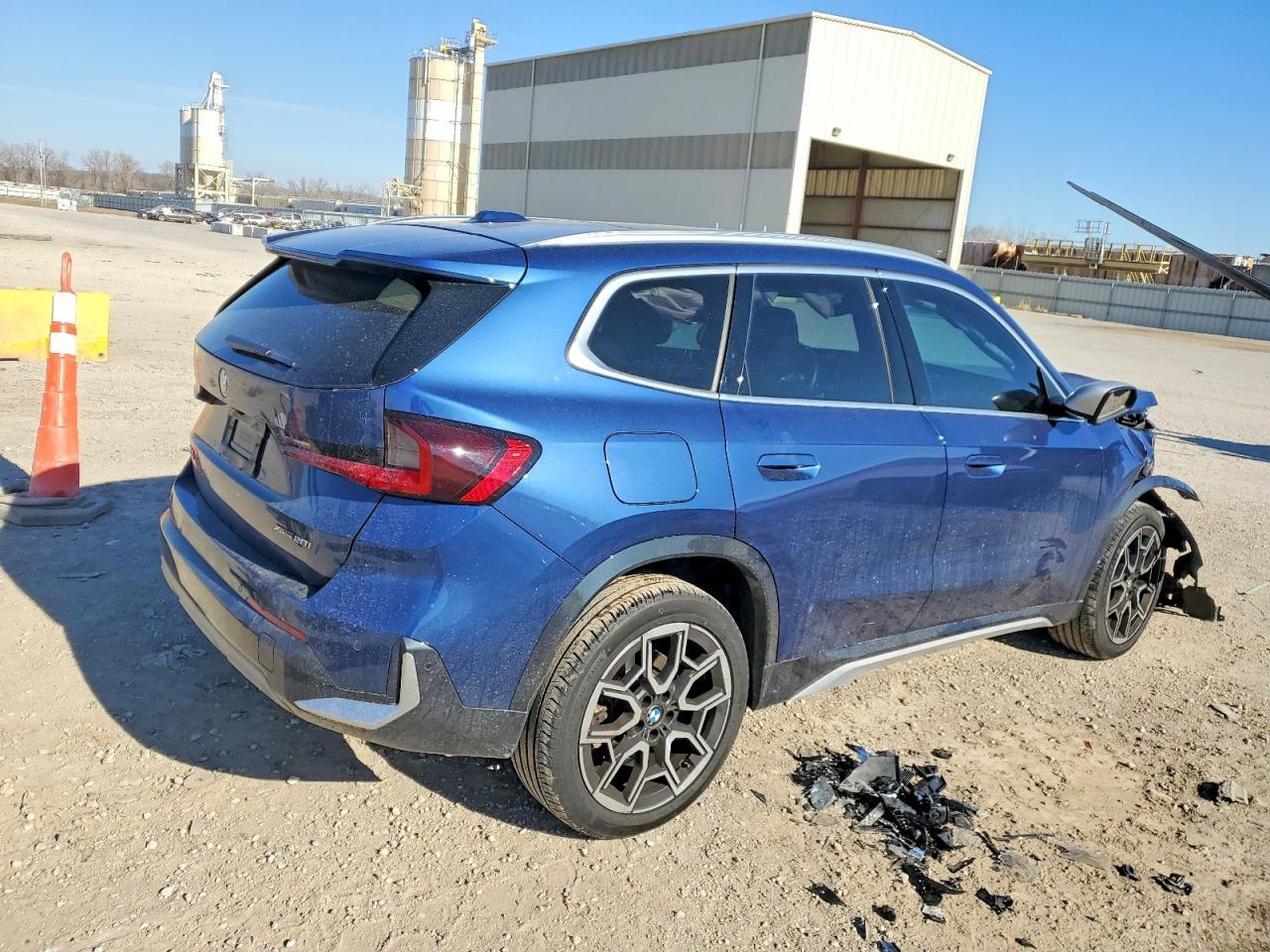 2024 BMW X1 xDrive28I - Фото 3