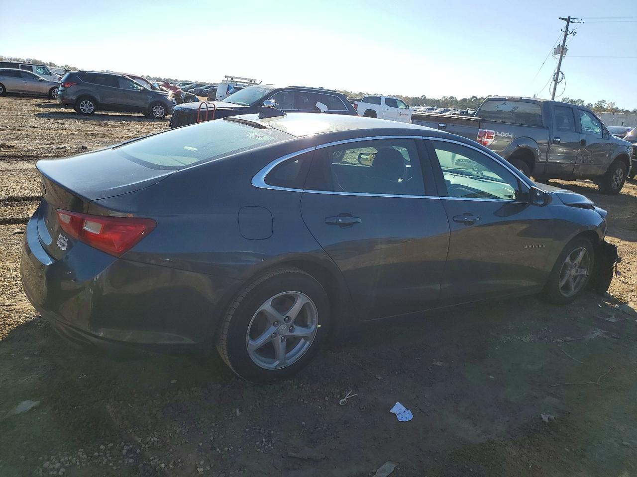 2017 Chevrolet Malibu Ls - Image 3