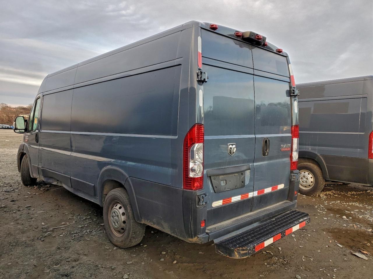 2020 Ram Promaster 3500 Vf Delivery Van - Фото 2
