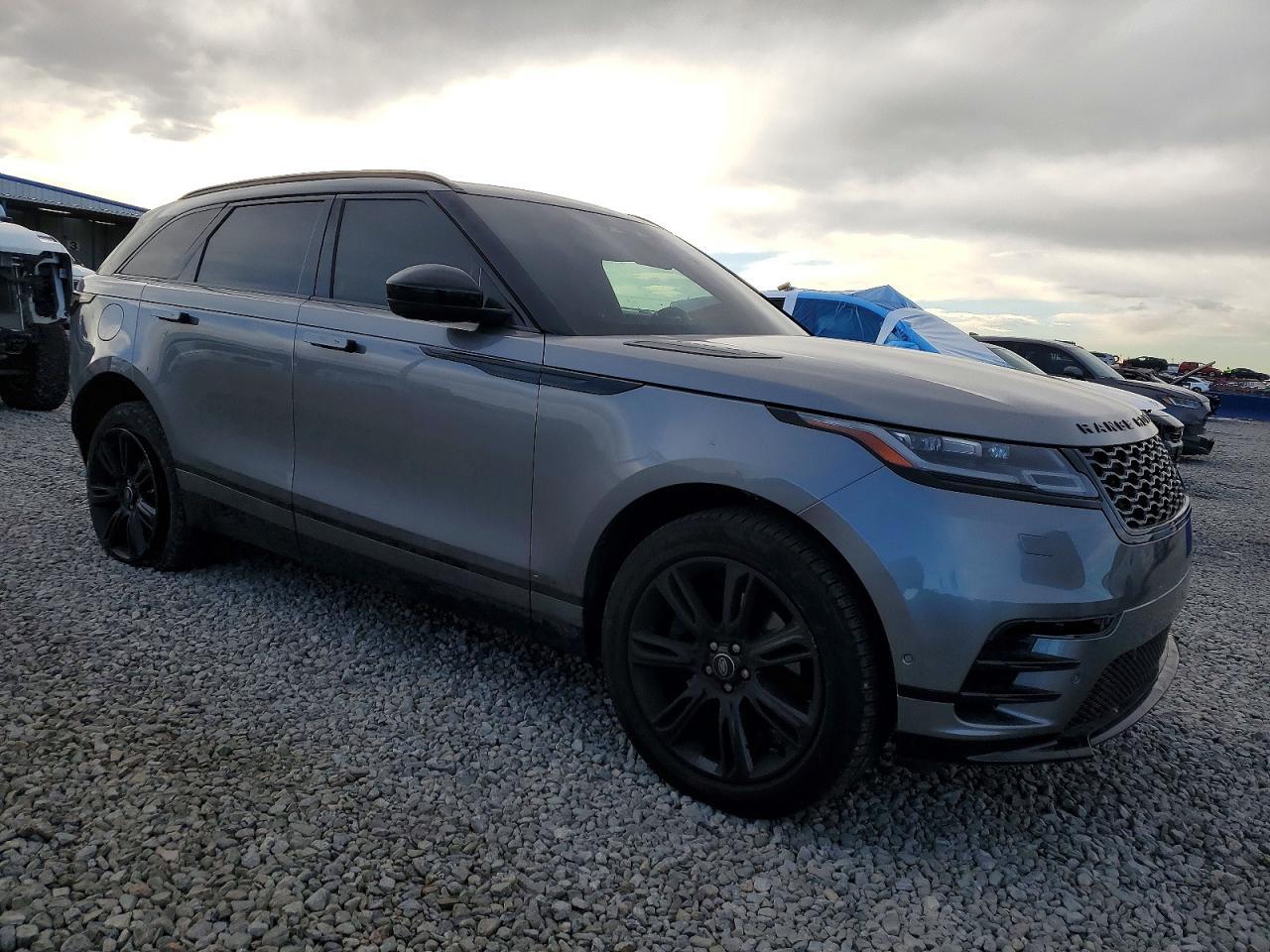 2021 Land Rover Range Rover Velar R-Dynamic S - Image 4