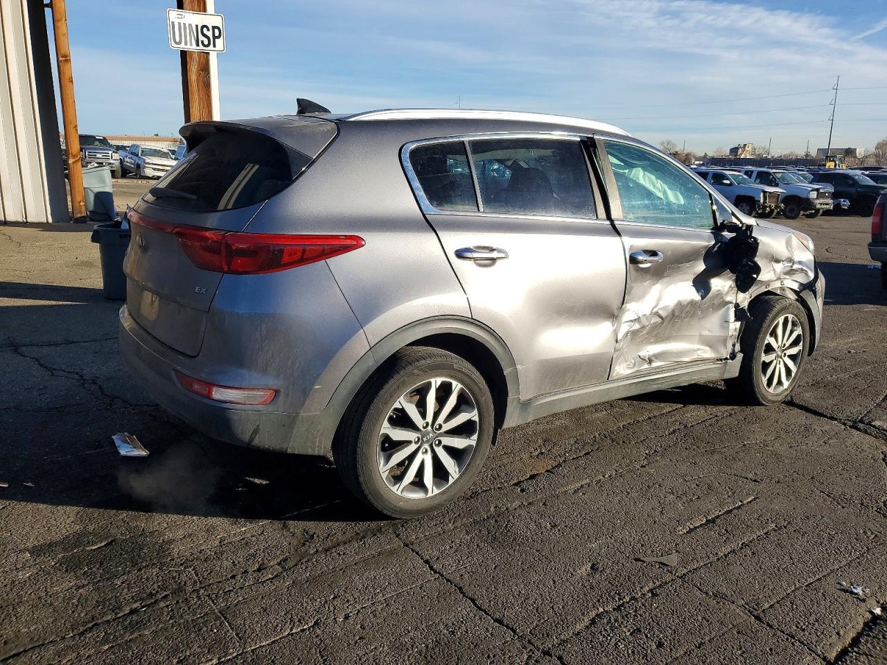 2017 Kia Sportage Ex - Фото 3