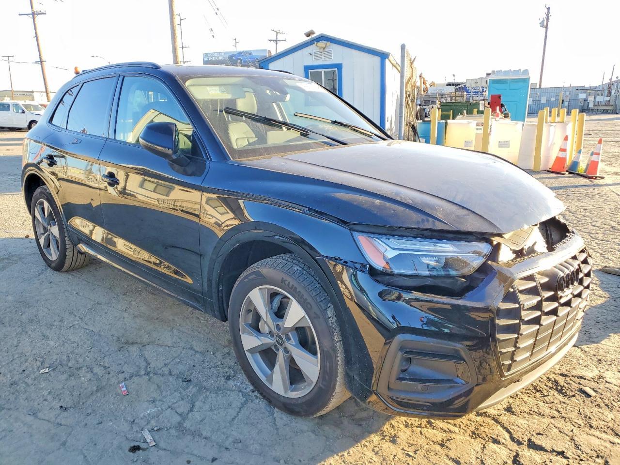 2024 Audi Q5 Premium Plus 40 - Image 4