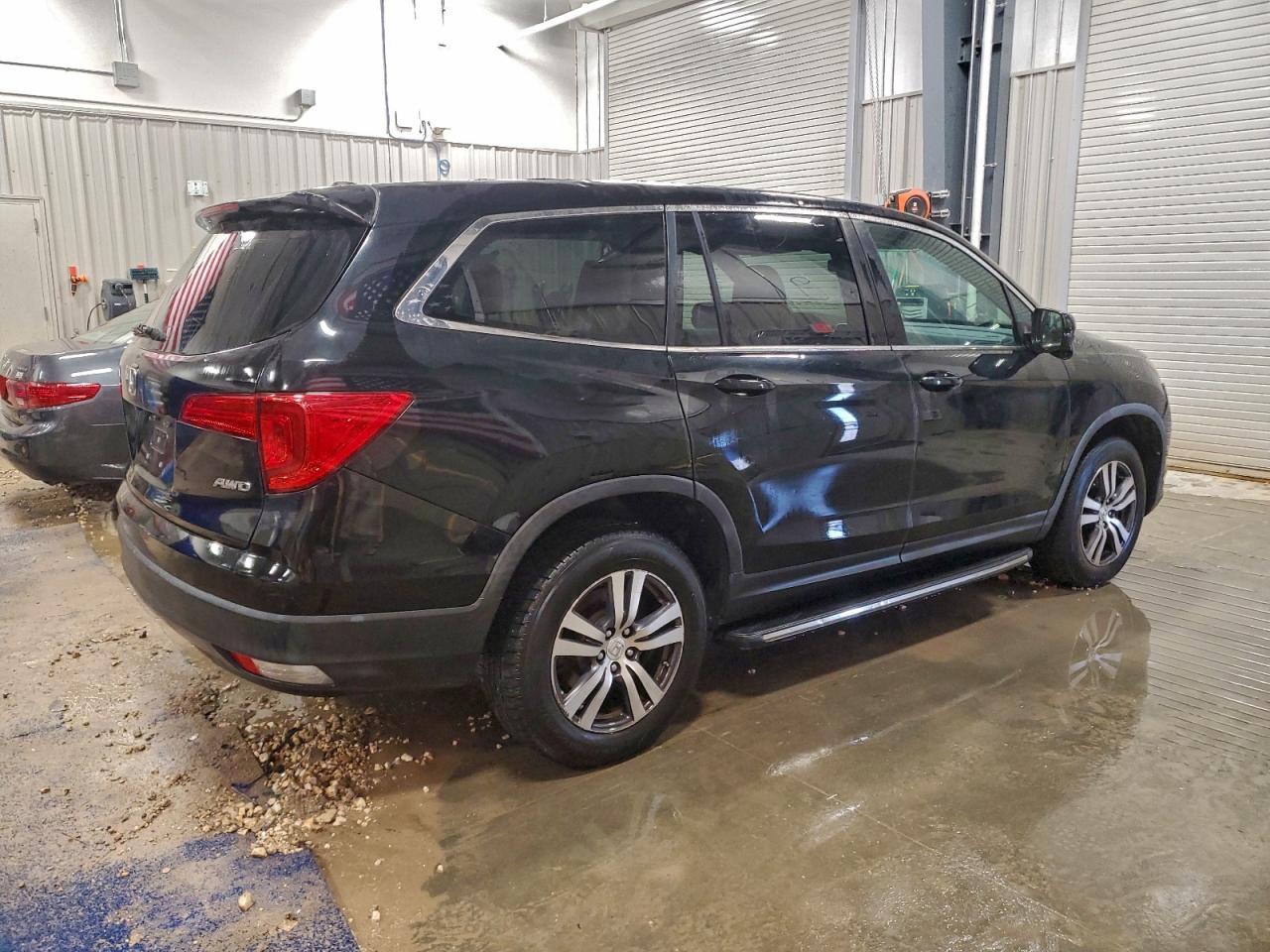 2016 Honda Pilot Ex - Image 3