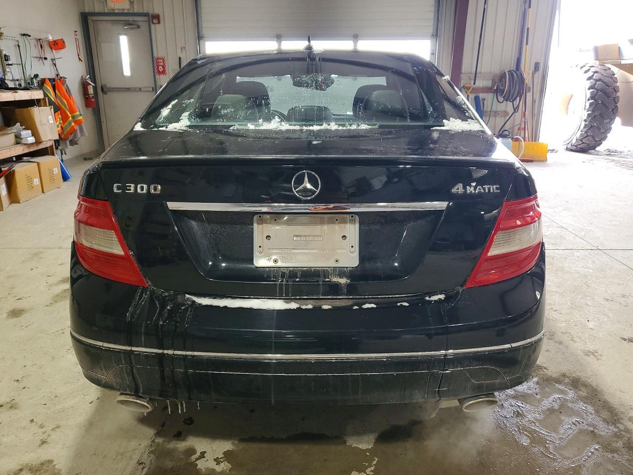 2011 Mercedes-Benz C 300 4Matic - Фото 6