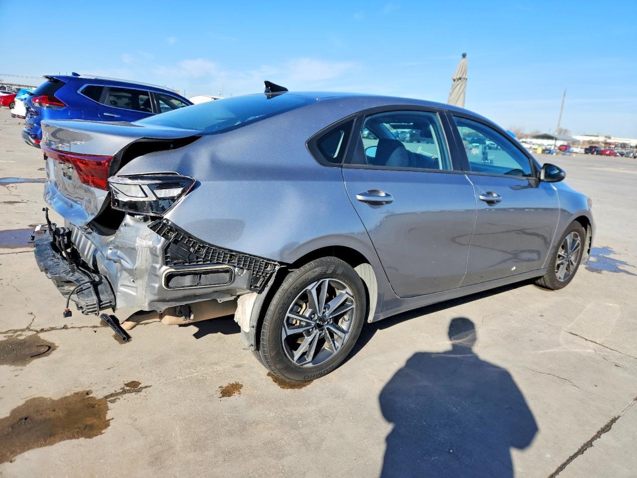 2024 Kia Forte - Image 3