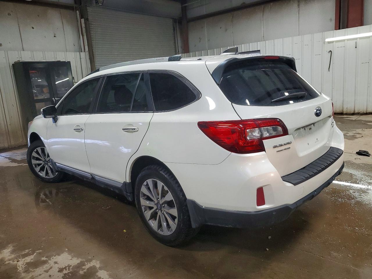 2017 Subaru Outback Touring - Фото 2