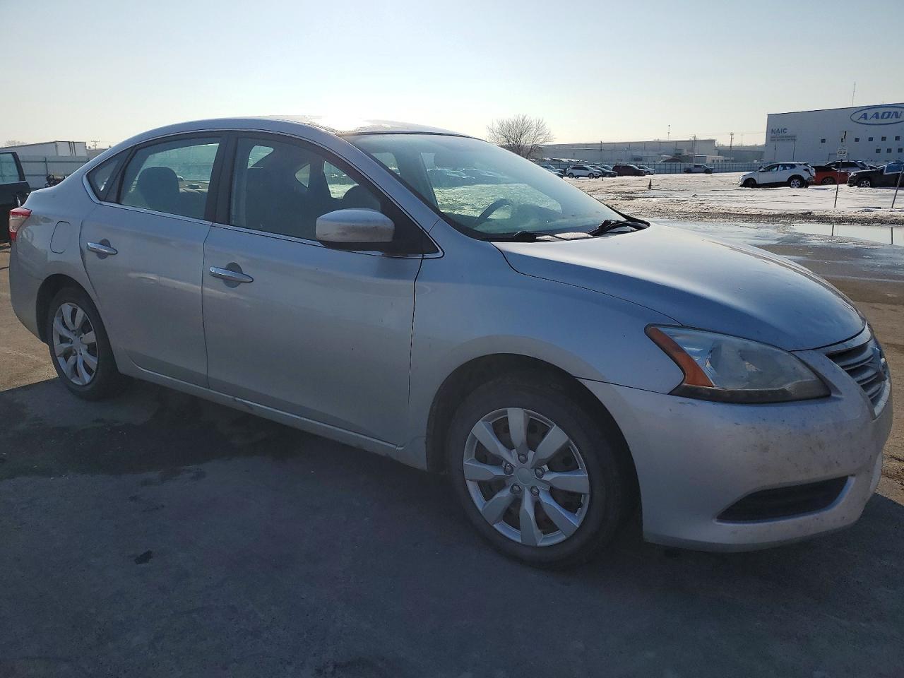 2014 Nissan Sentra S - Фото 4
