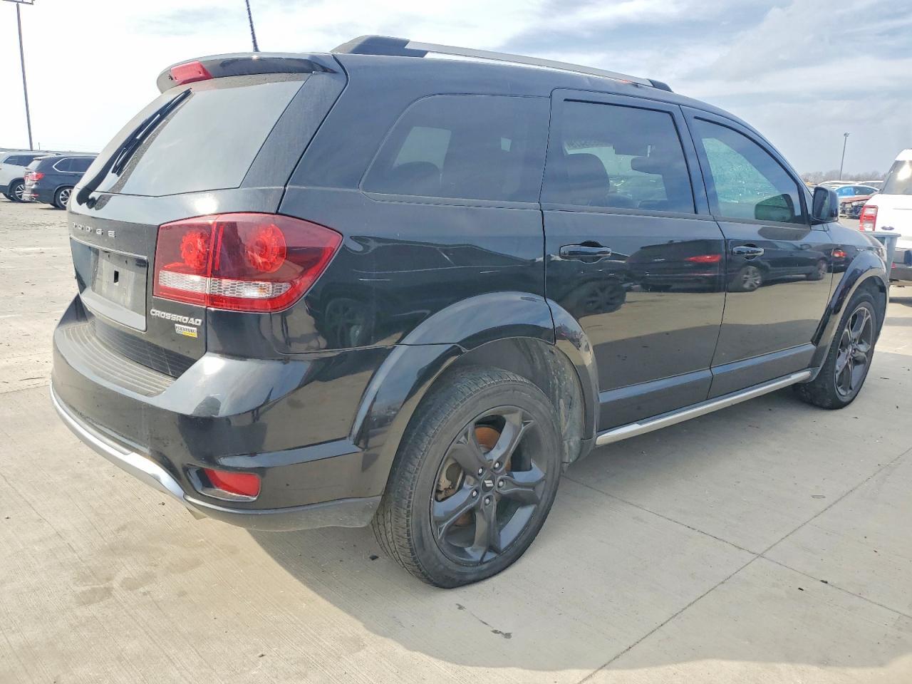 2019 Dodge Journey Crossroad - Фото 3