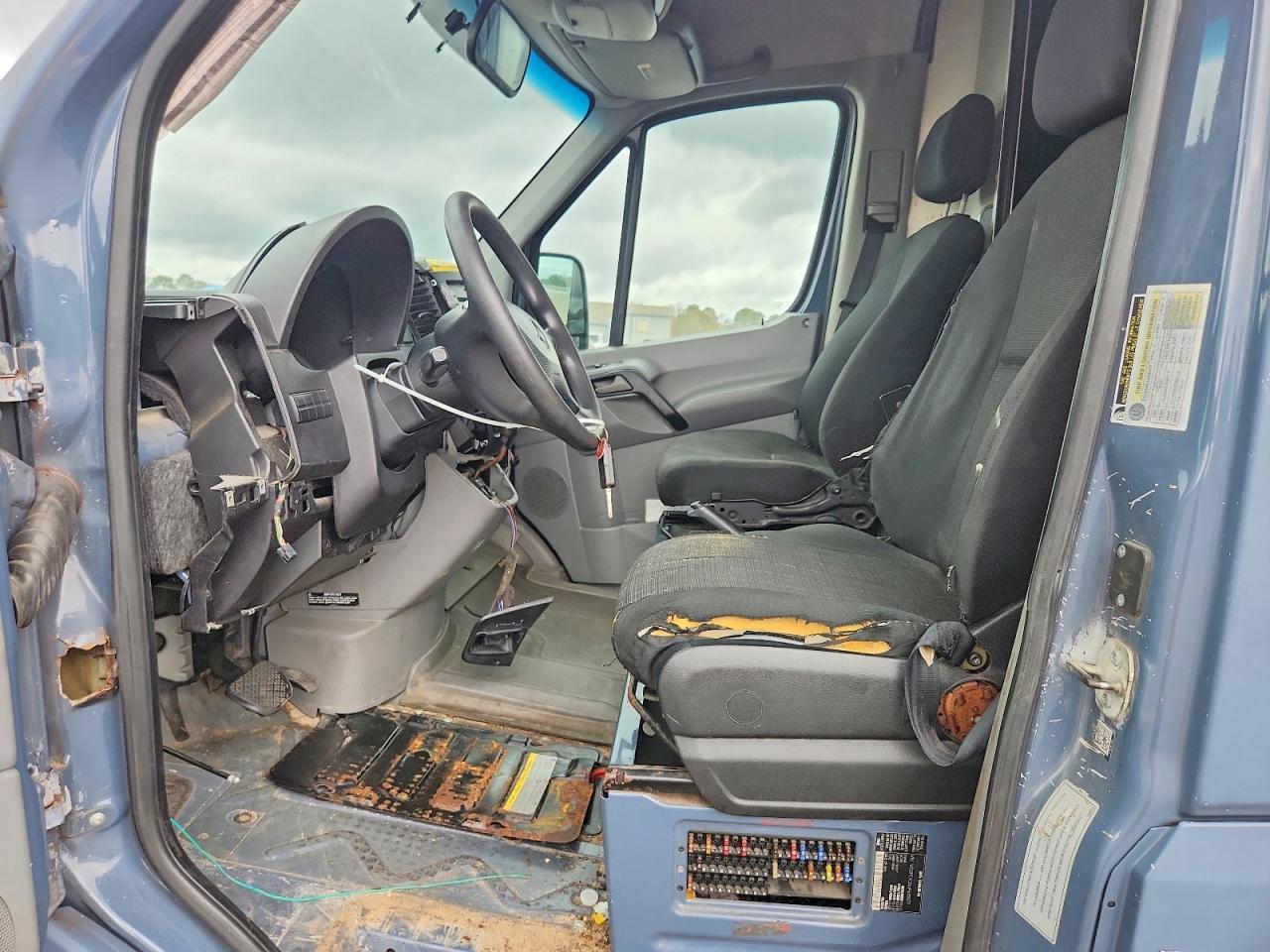 2018 Mercedes-Benz Sprinter 2500 - Фото 7