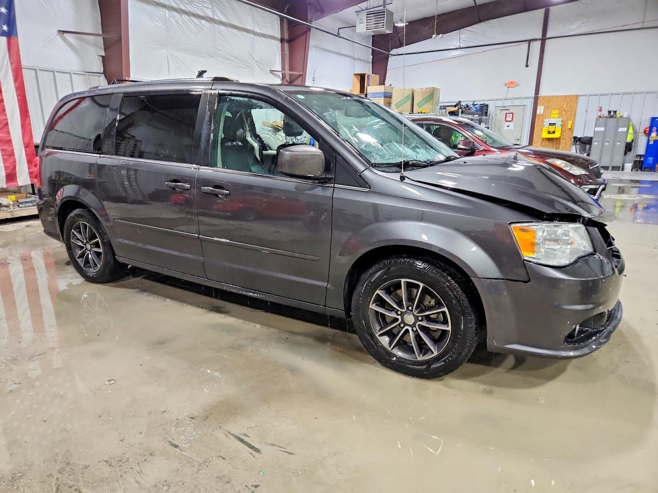 2017 Dodge Grand Caravan Sxt - Фото 4