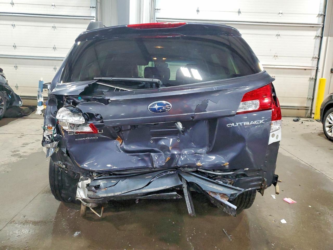 2013 Subaru Outback 2.5I Limited - Фото 6