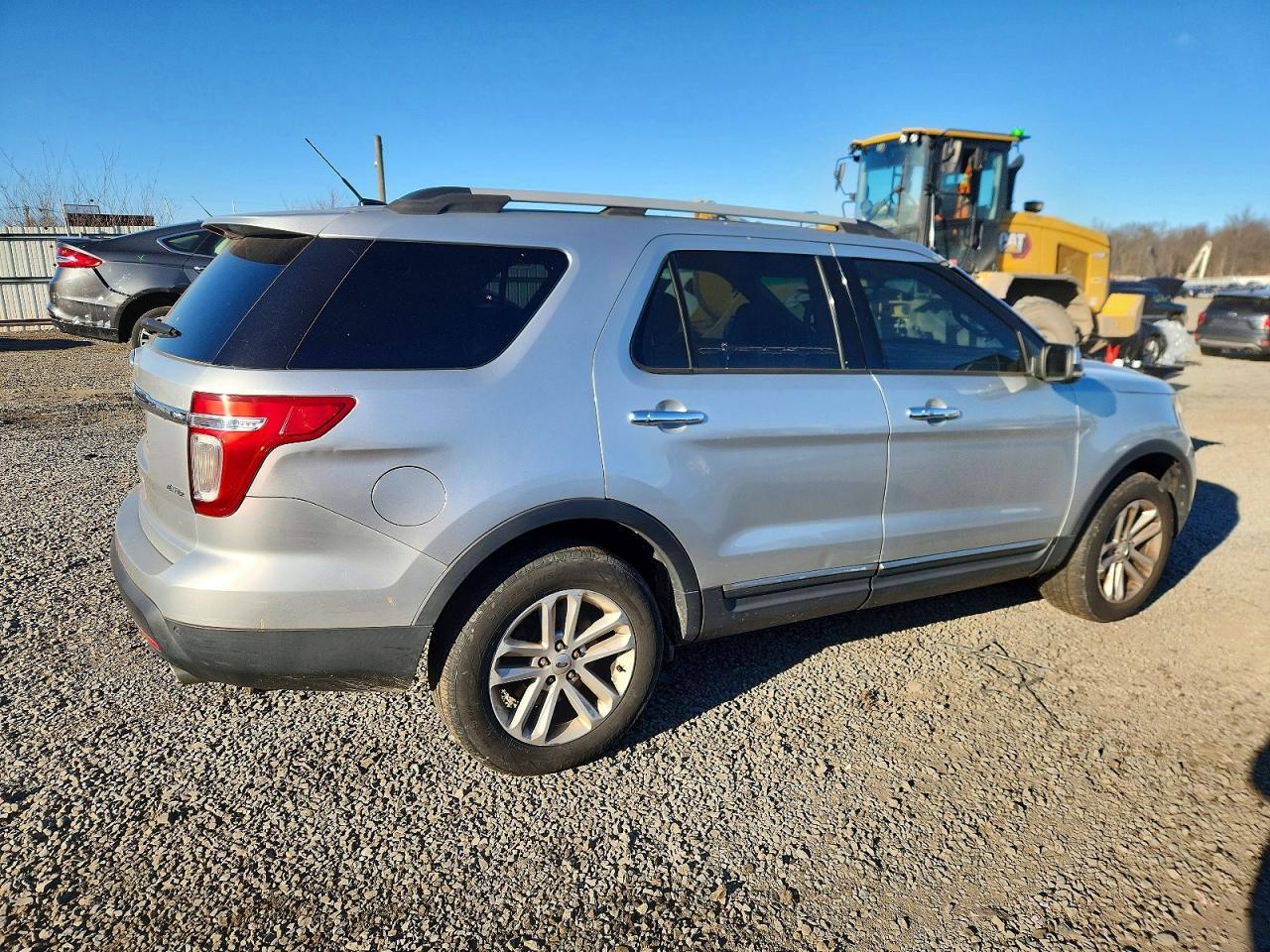 2011 Ford Explorer Limited - Image 3