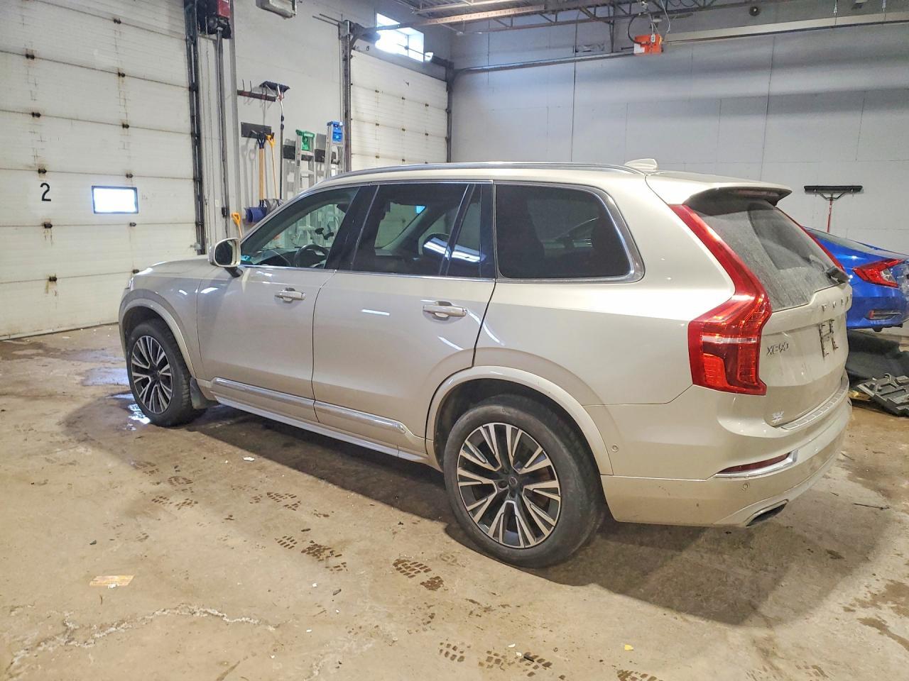 2016 Volvo Xc90 T6 - Фото 2