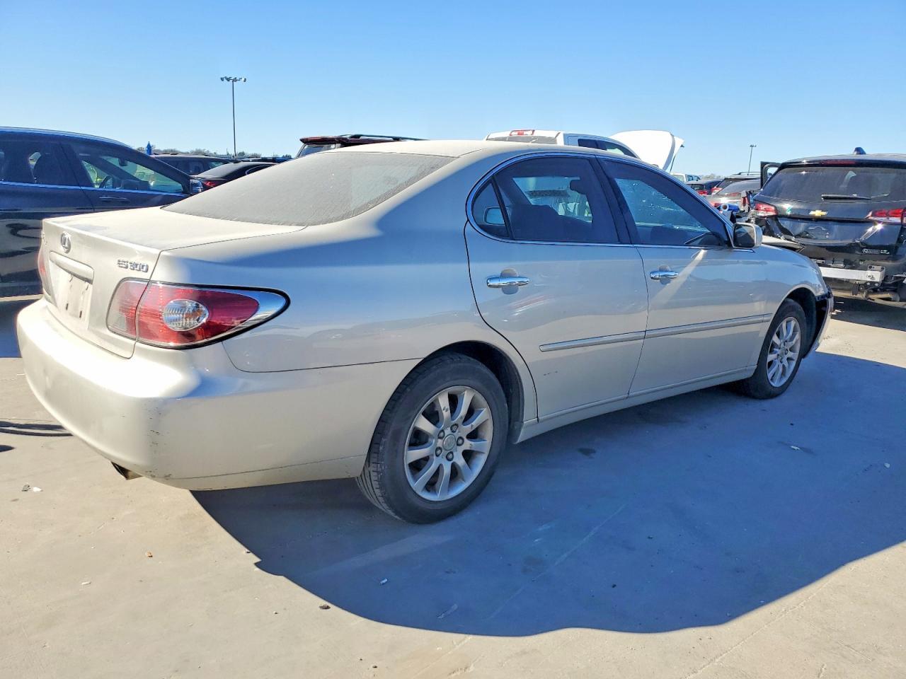 2003 Lexus Es 300 - Image 3