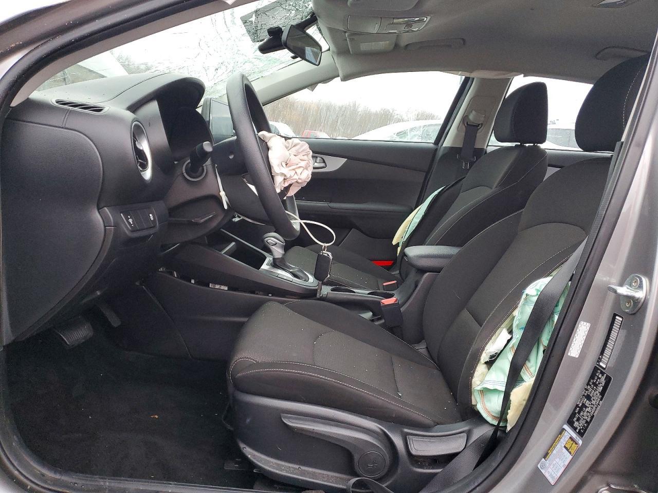 2023 Kia Forte Lxs - Image 7