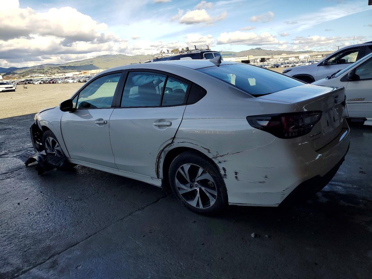 2025 Subaru Legacy Premium - Фото 2