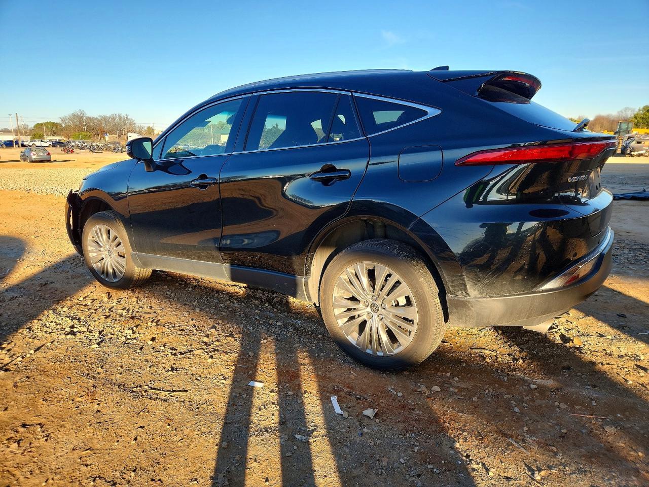 2021 Toyota Venza Le - Фото 2