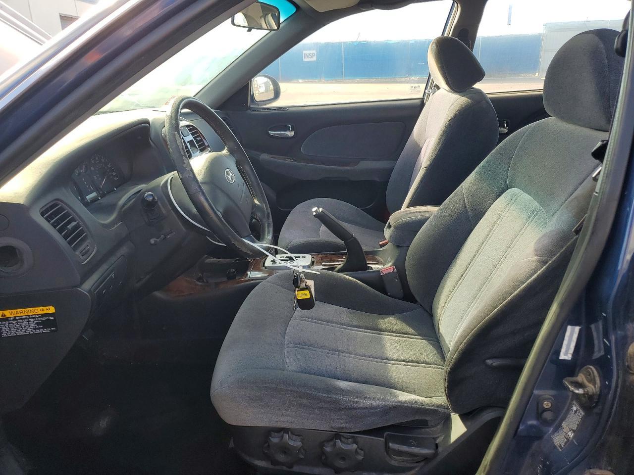 2003 Hyundai Sonata - Image 7