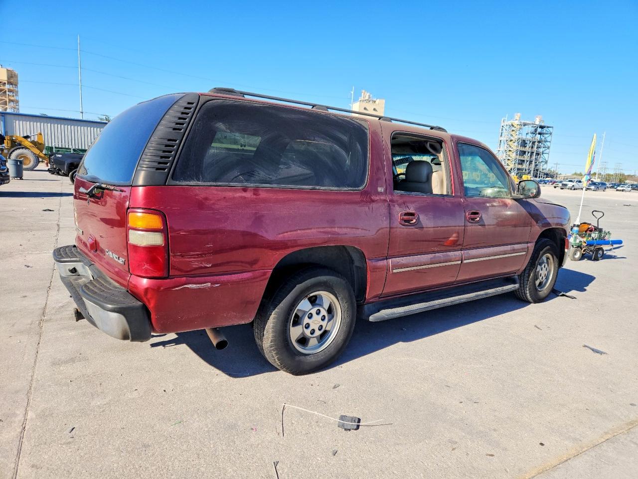 2003 Chevrolet Suburban C1500 - Фото 3