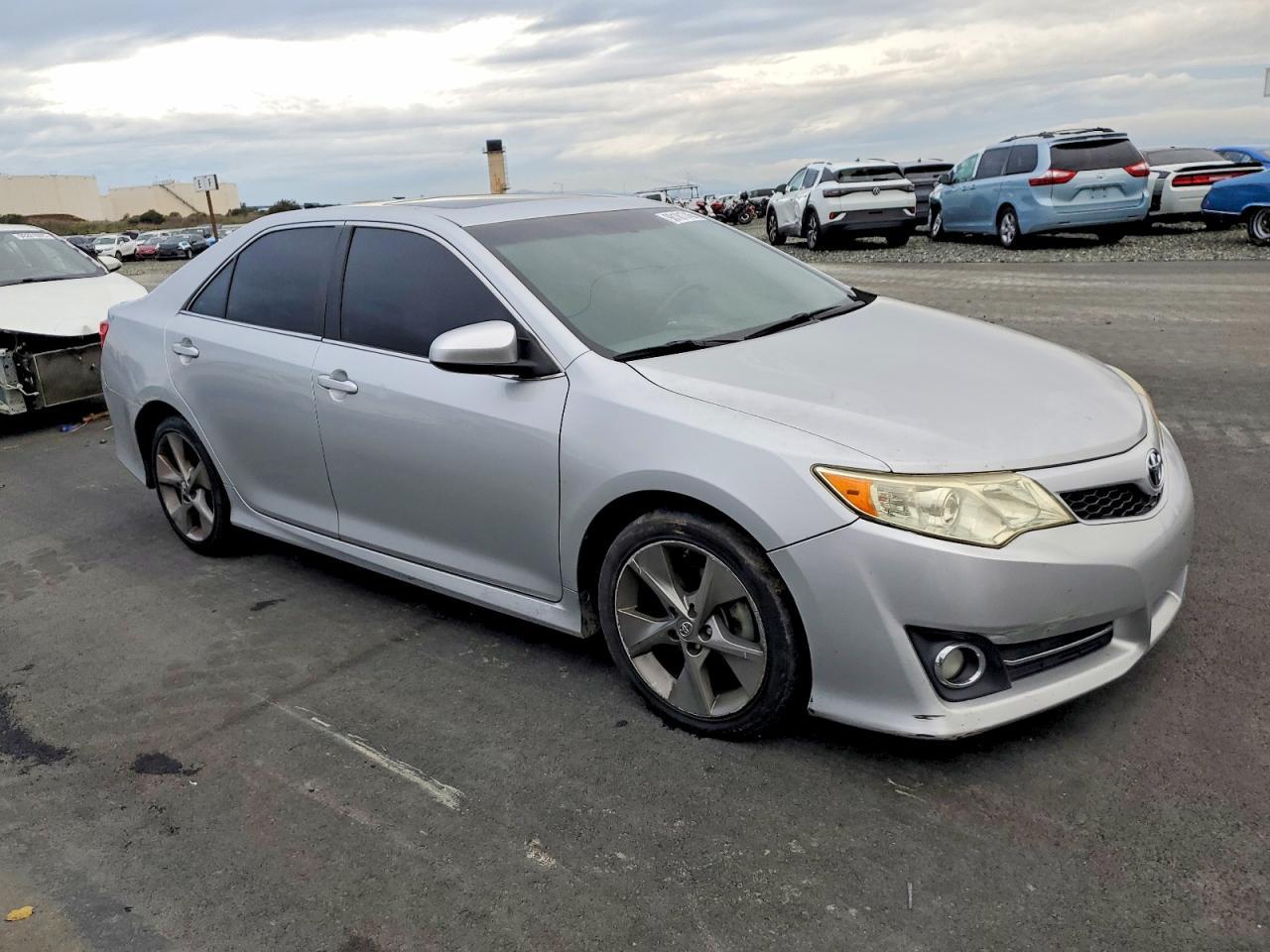 2012 Toyota Camry Se - Фото 4