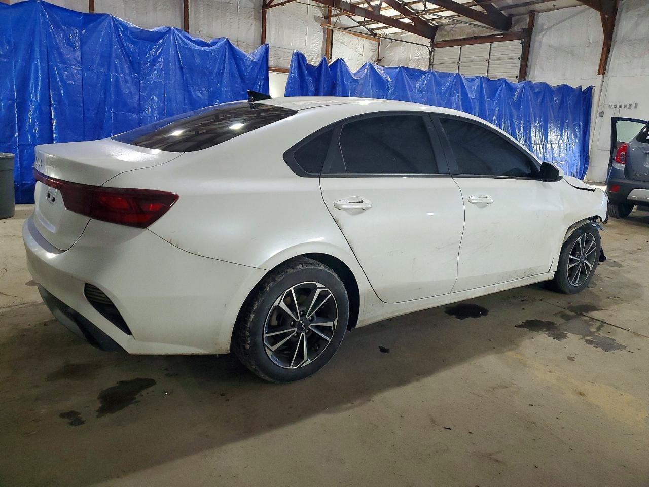 2024 Kia Forte Lx - Фото 3