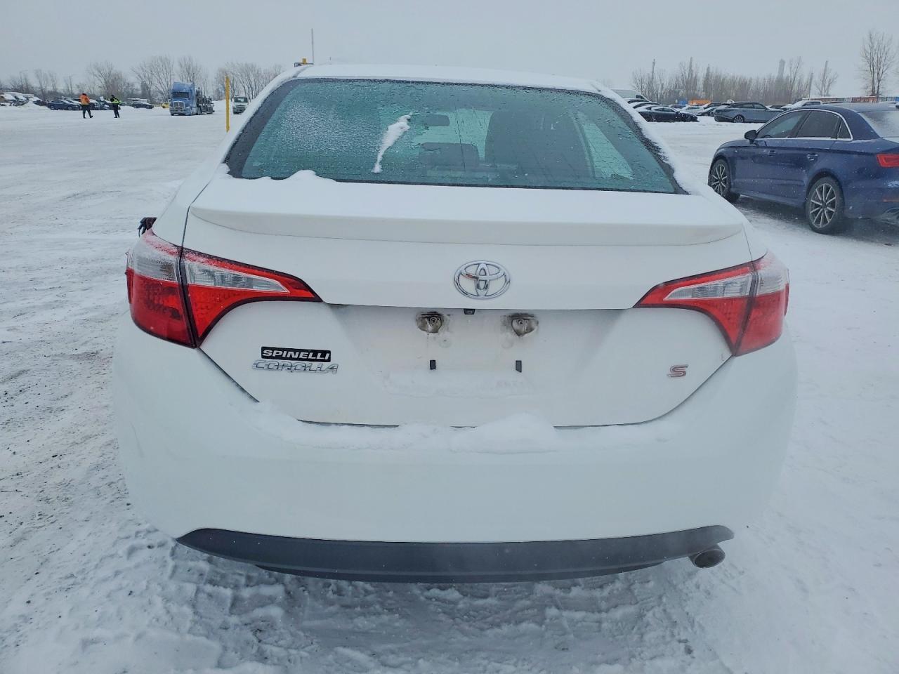 2015 Toyota Corolla L - Фото 6