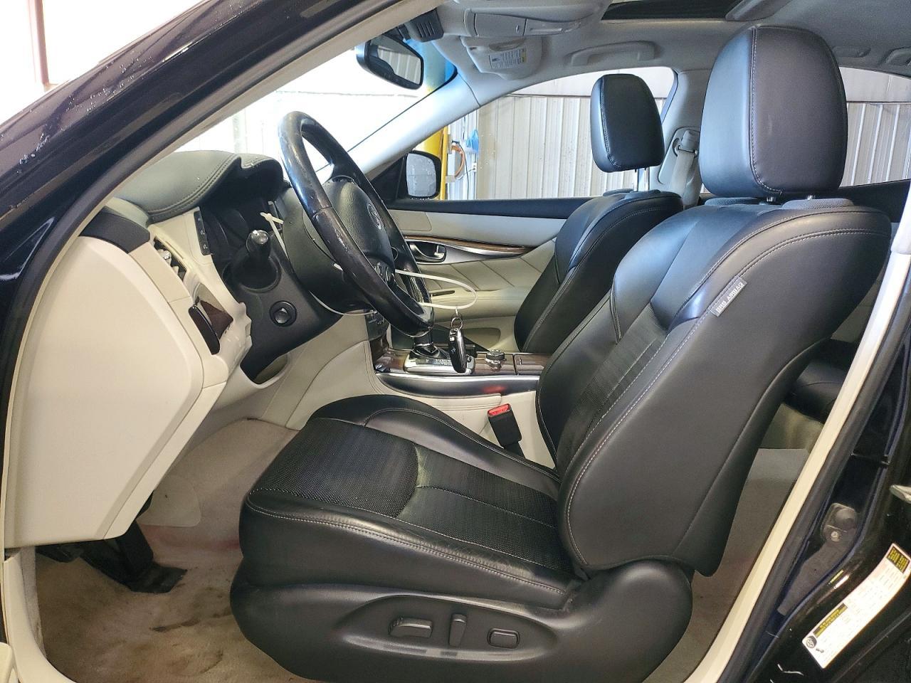 2011 Infiniti M37 X - Image 7