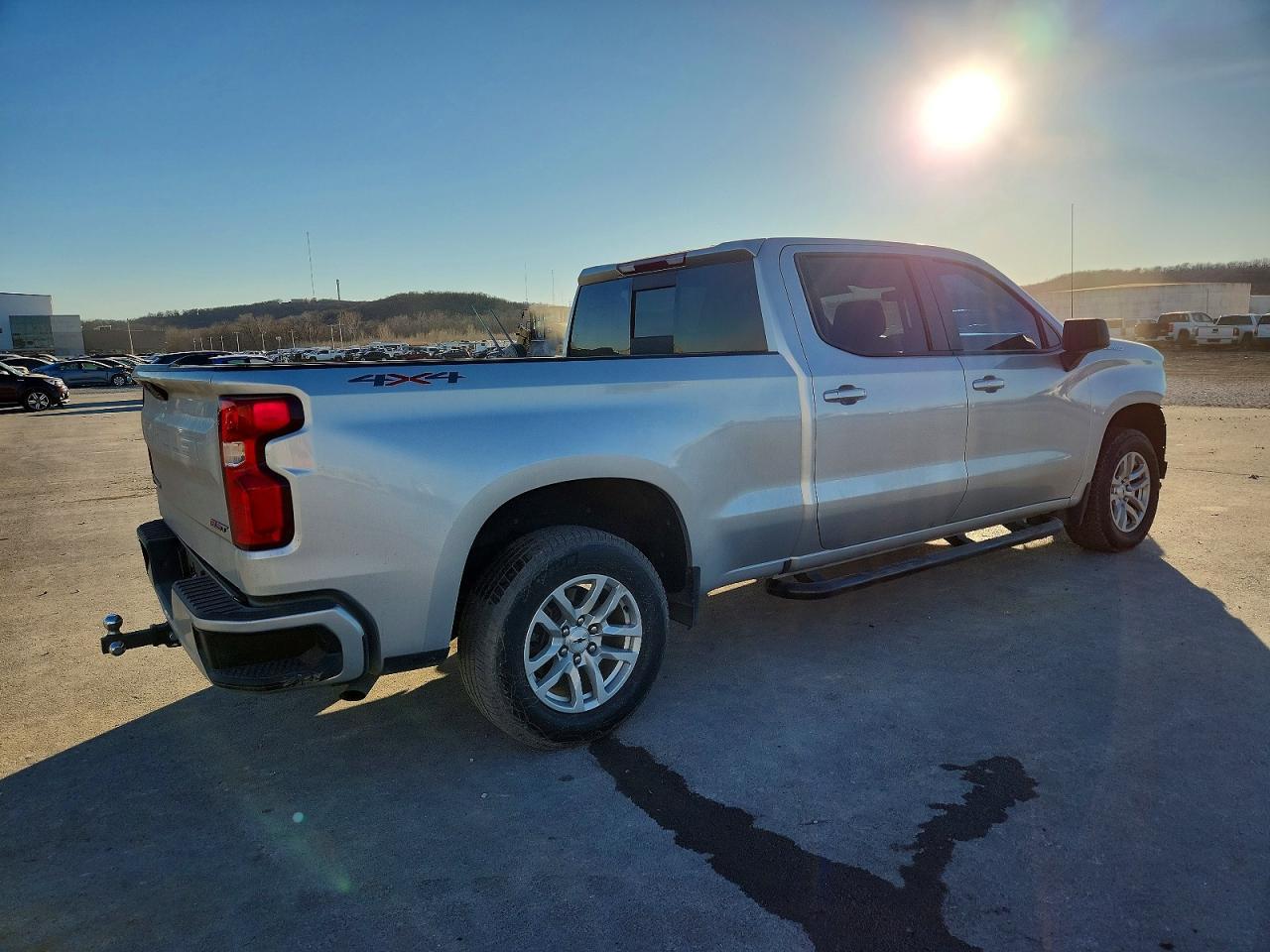 2021 Chevrolet Silverado K1500 Rst - Фото 3