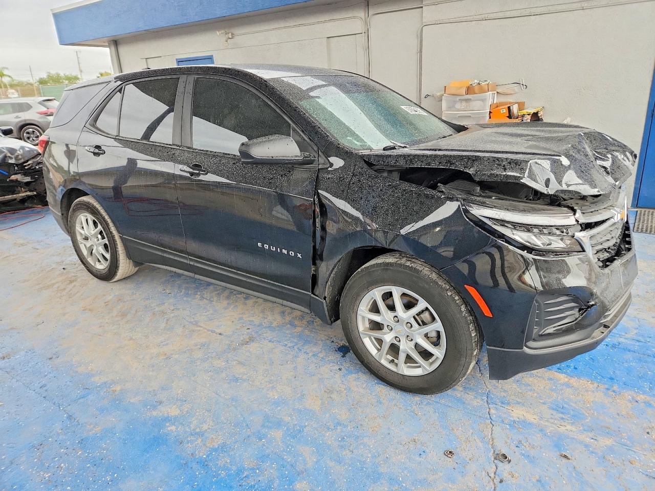 2024 Chevrolet Equinox Ls - Image 4