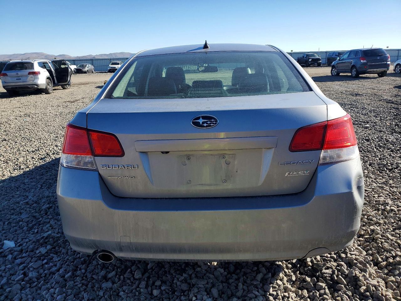 2011 Subaru Legacy 2.5I Limited - Фото 6