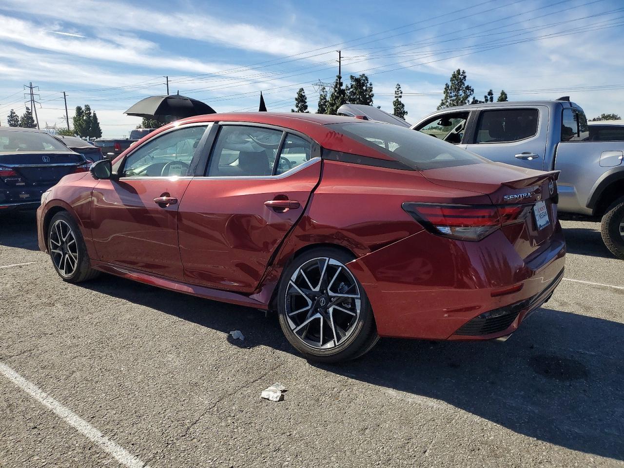 2025 Nissan Sentra Sr - Фото 2