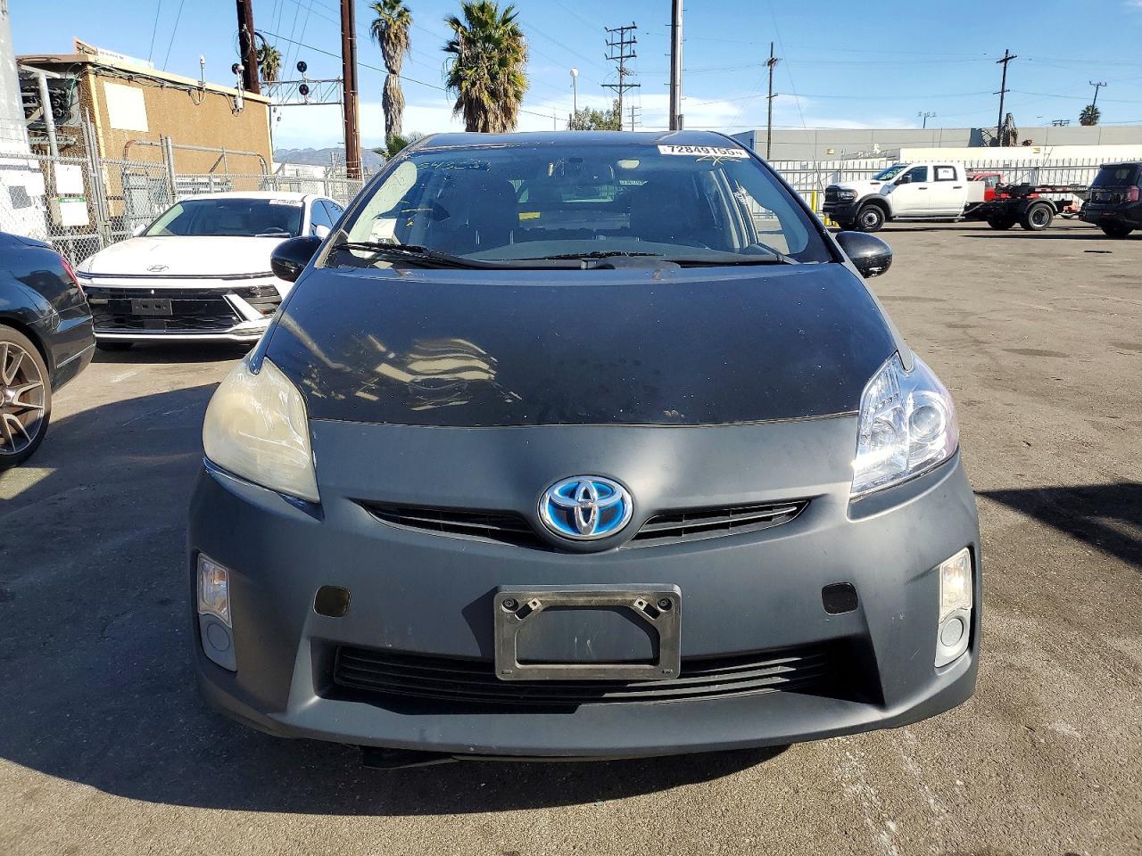 2011 Toyota Prius - Фото 5