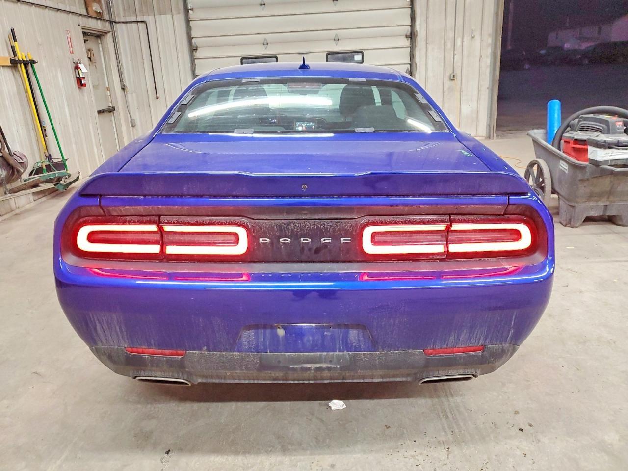 2022 Dodge Challenger Sxt - Image 6