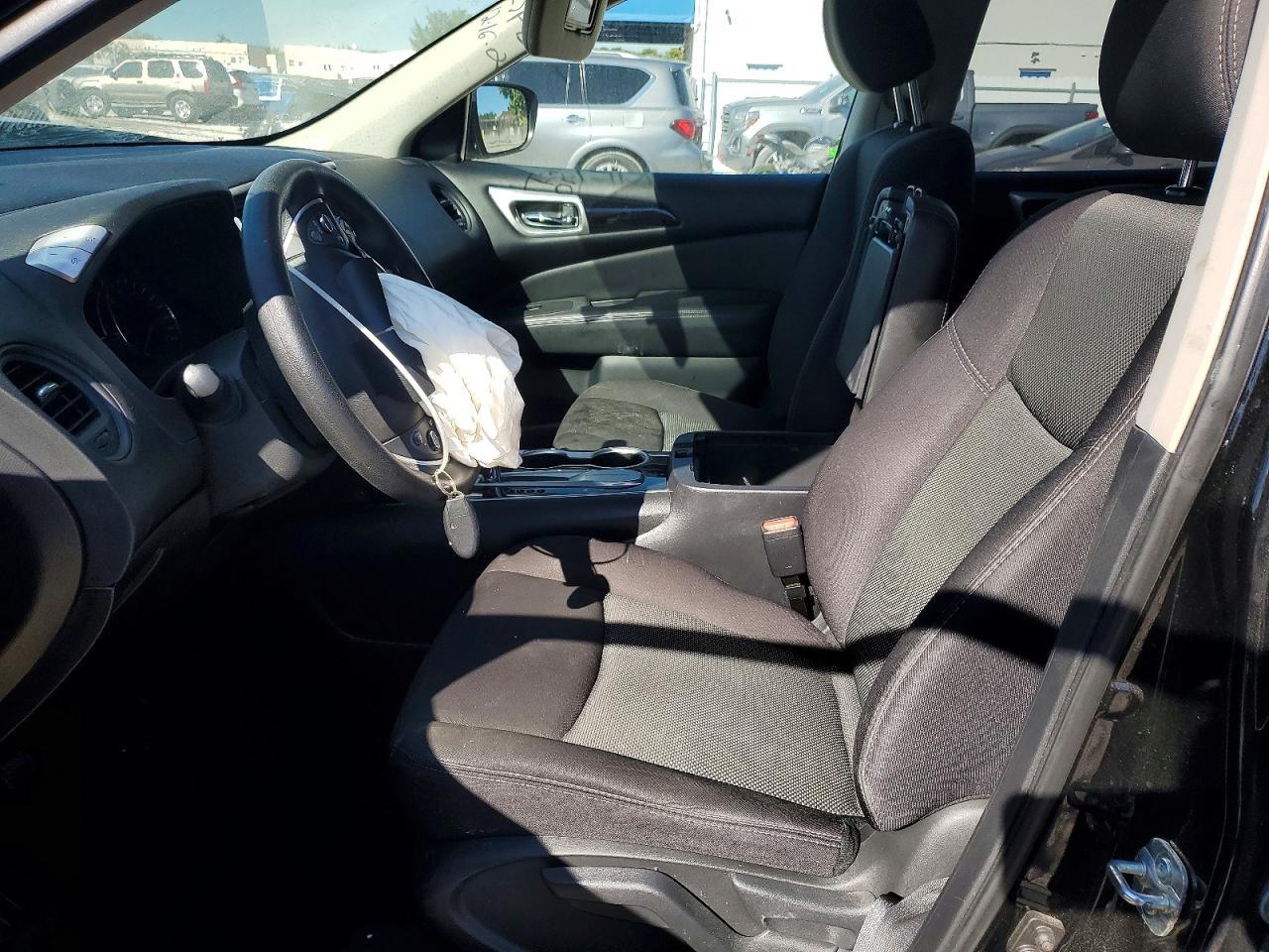 2020 Nissan Pathfinder S - Image 7