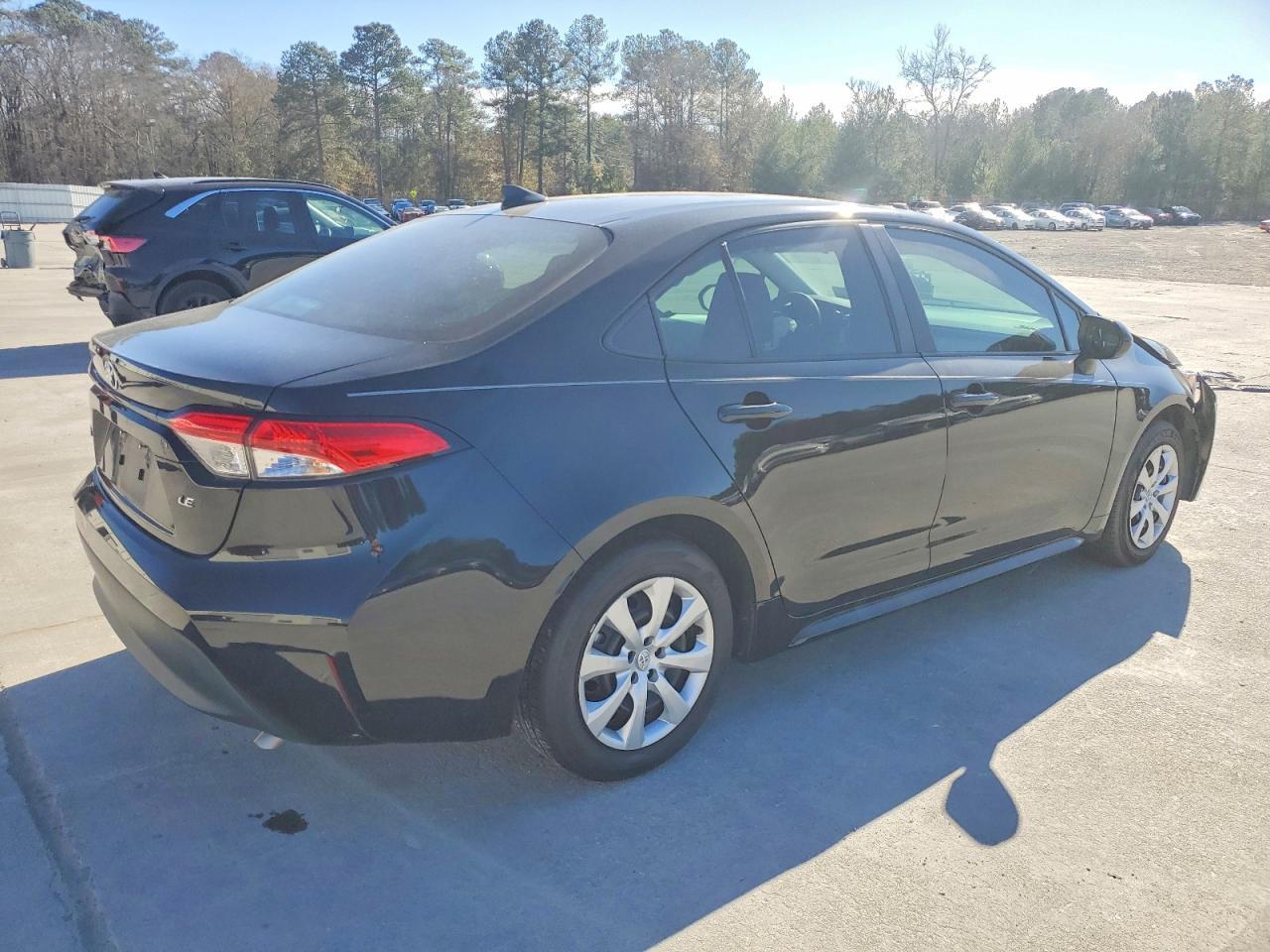 2023 Toyota Corolla Le - Image 3