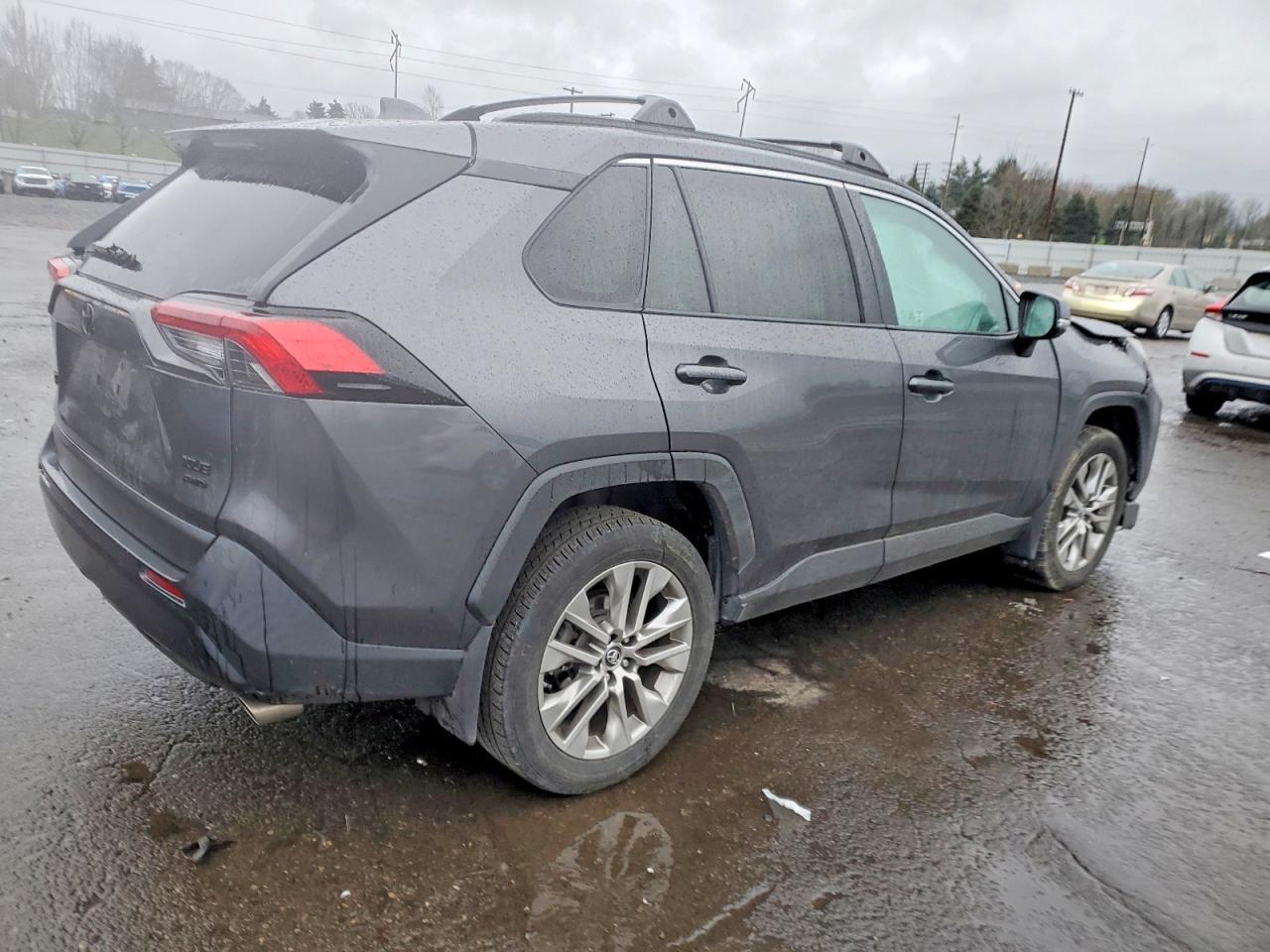 2019 Toyota Rav4 Xle Premium - Фото 3