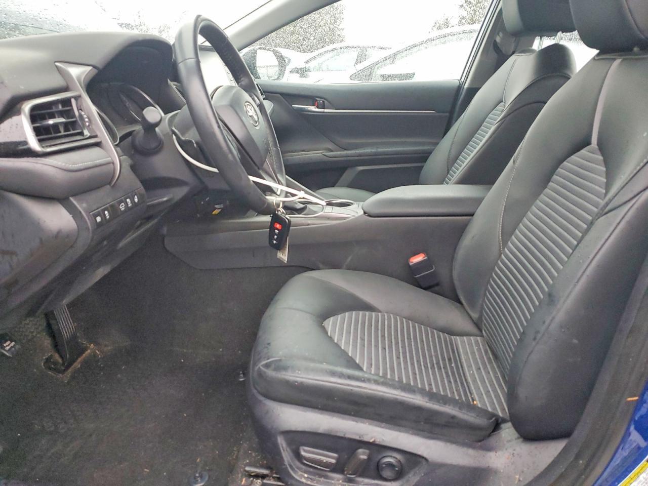 2023 Toyota Camry Se - Фото 7