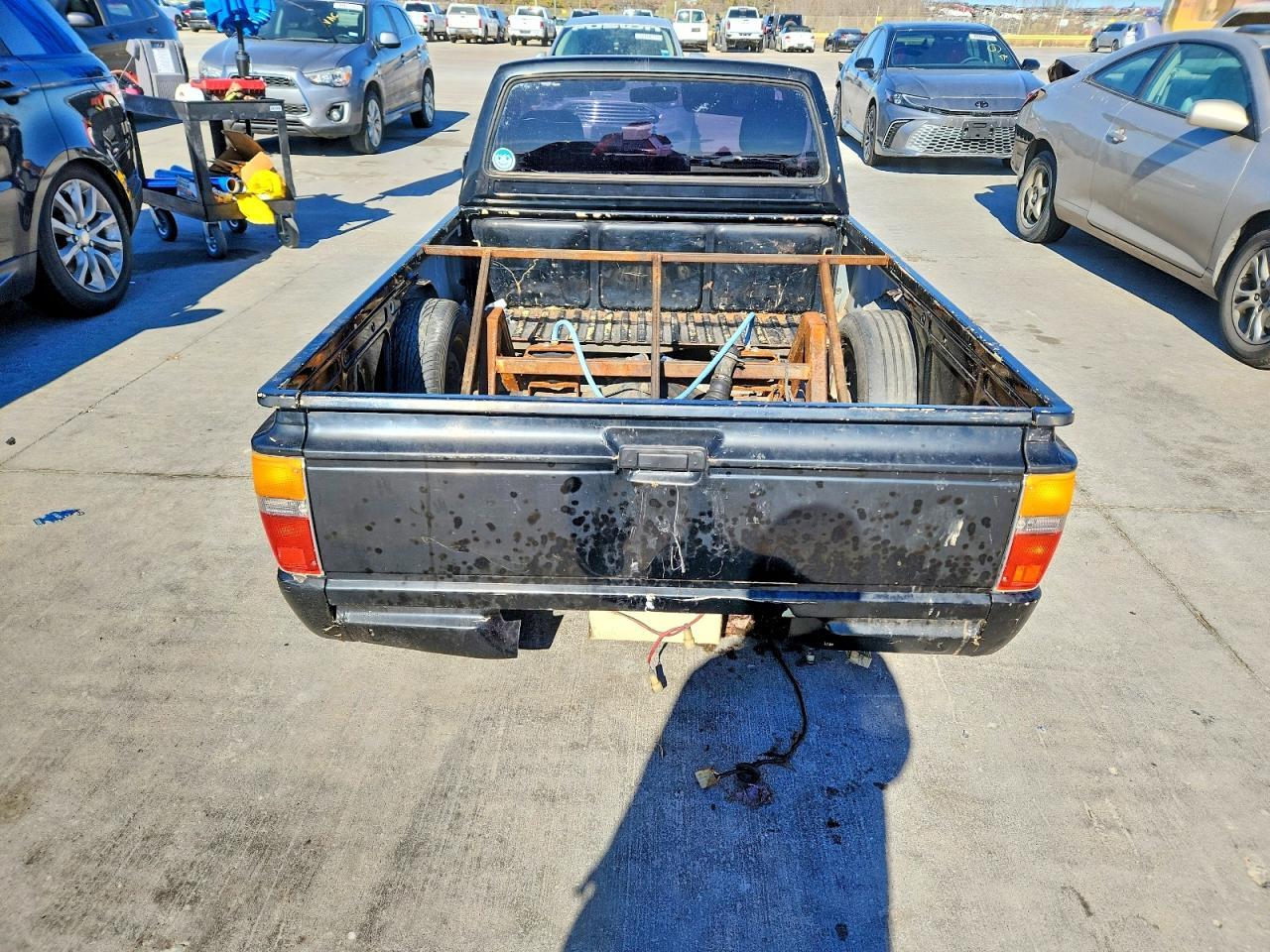 1986 Toyota Pickup 1/2 Ton Rn50 - Фото 6