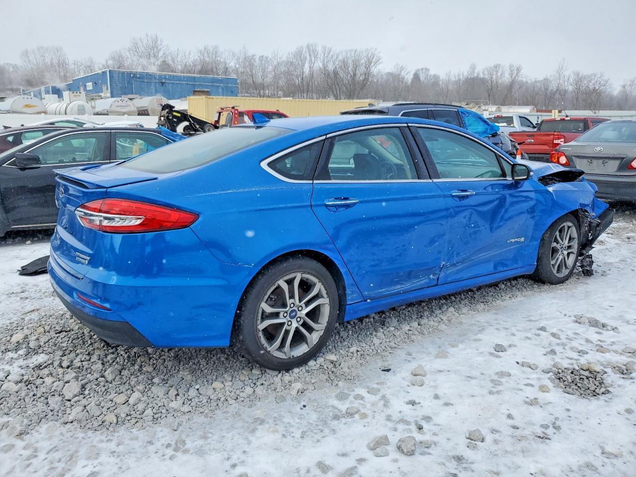 2019 Ford Fusion Titanium - Image 3