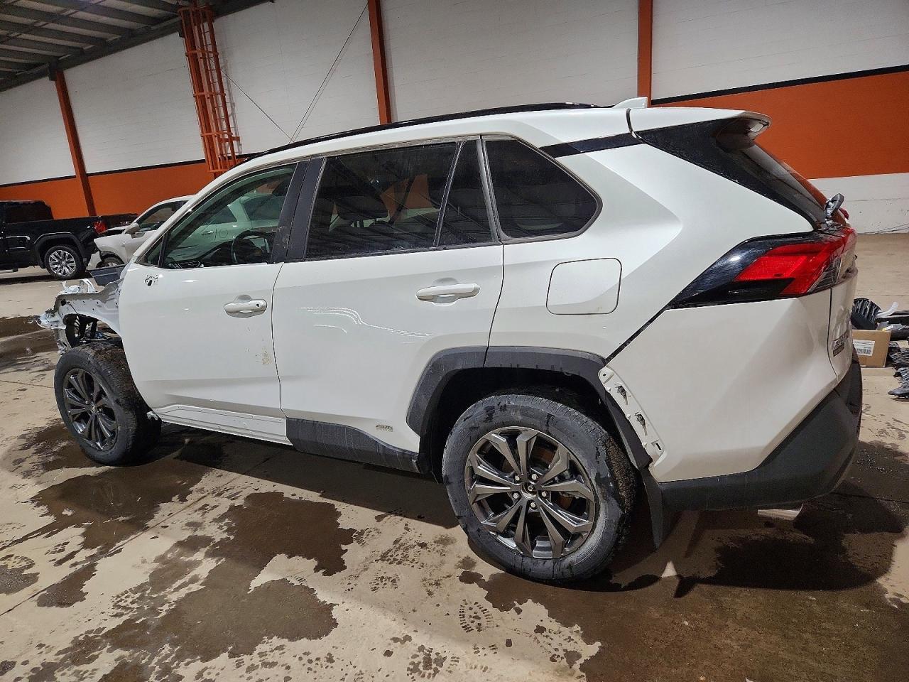 2024 Toyota Rav4 Xle - Image 2