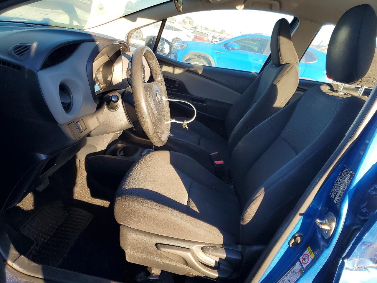 2016 Toyota Yaris L - Фото 7