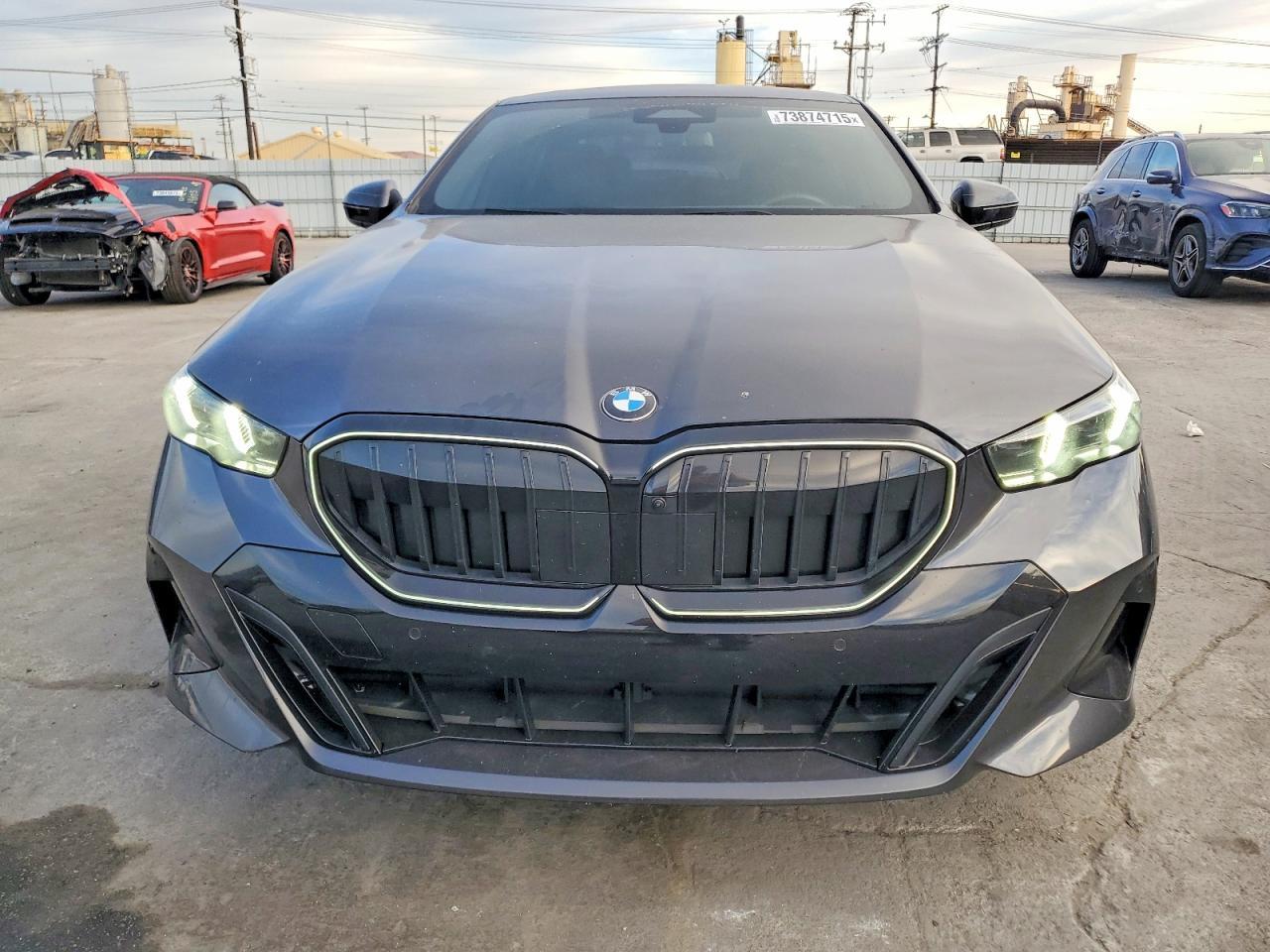 2024 BMW 530I - Фото 5