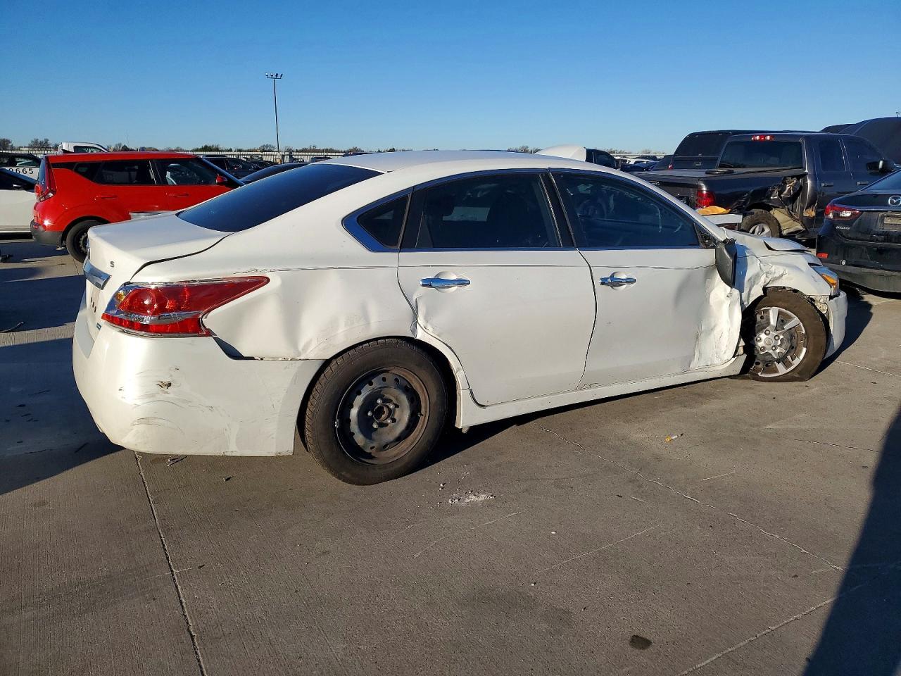 2013 Nissan Altima 2.5 - Image 3