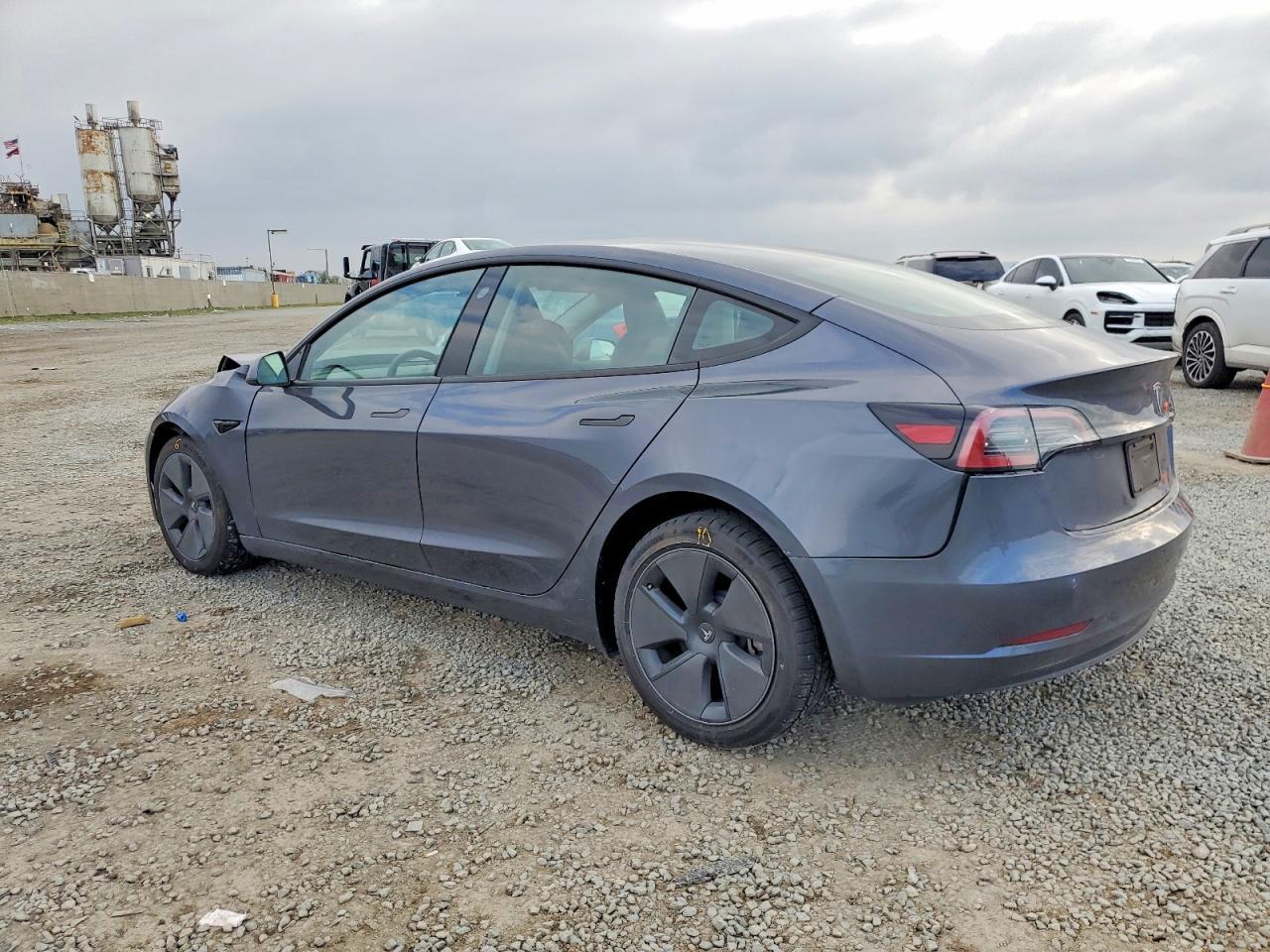 2023 Tesla Model 3 - Image 2