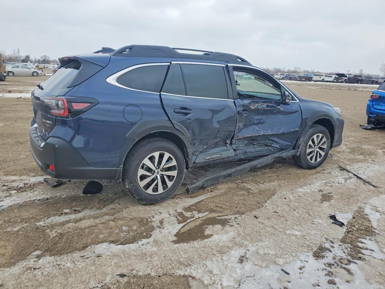 2025 Subaru Outback Premium - Image 3