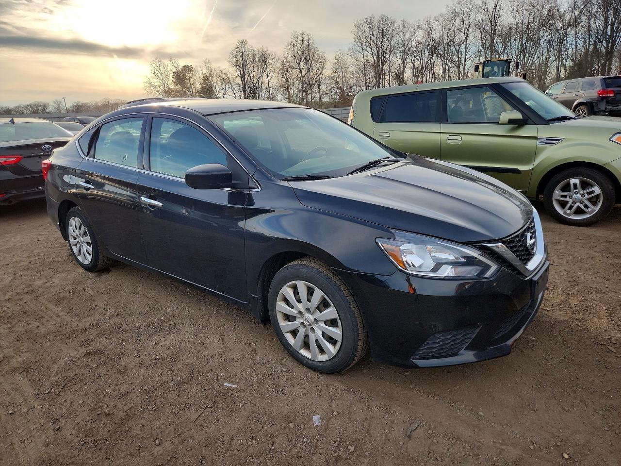 2016 Nissan Sentra - Фото 4