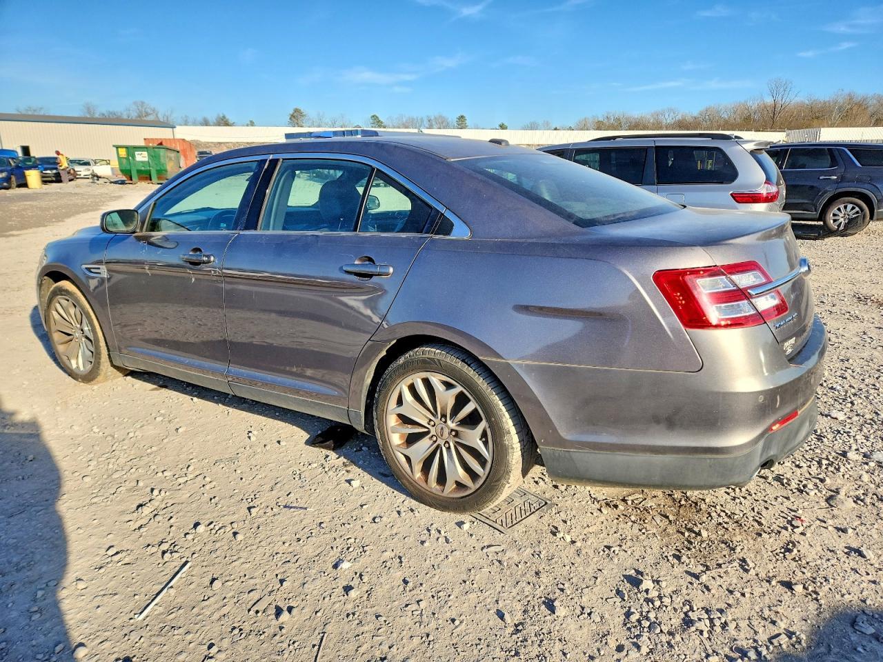 2014 Ford Taurus Limited - Image 2