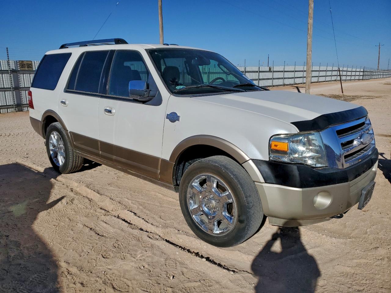 2014 Ford Expedition Xlt - Фото 4